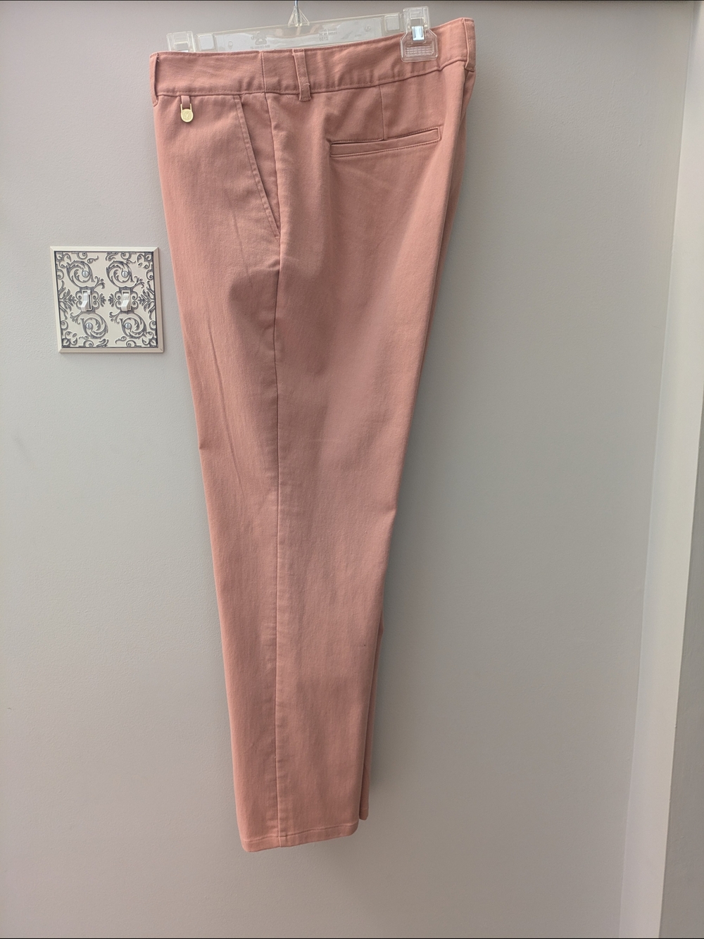 Liz Claiborne Tapered Pants in Dusty Rose